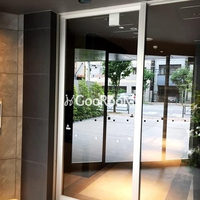 
									パークアクシス押上サウス  オートロック