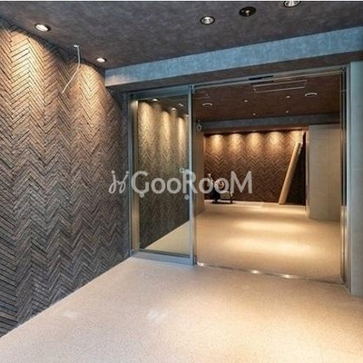 
									ドゥーエ浅草 エントランス