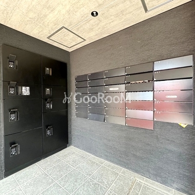 
									グローリオシェルト池袋2 郵便受け