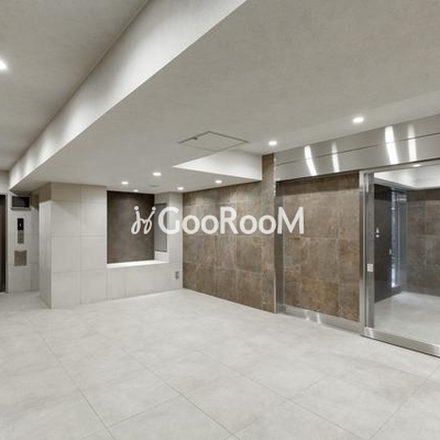 
									リテラス中野ノース エントランス