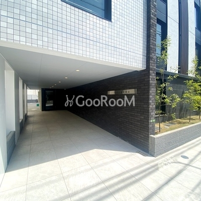 
									ルオーレ上北沢駅前 エントランス