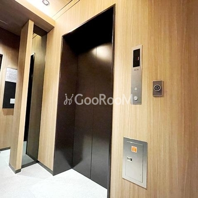 
									グランマーチ芝公園 エレベーター