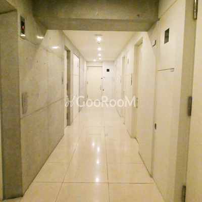 
									アーデン芝公園  内廊下