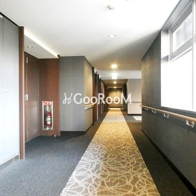 
									レキシントンスクエア白金高輪 内廊下2