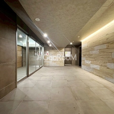 
									オルタナ押上　エントランス