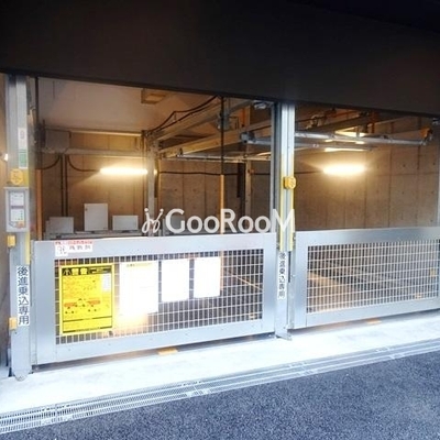 
									プラウドフラット両国イースト 駐車場