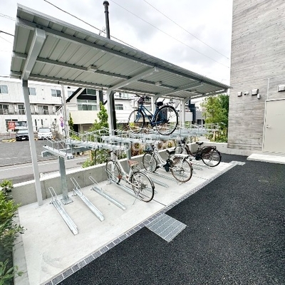 
									ロイジェントパークス西馬込 駐輪場3