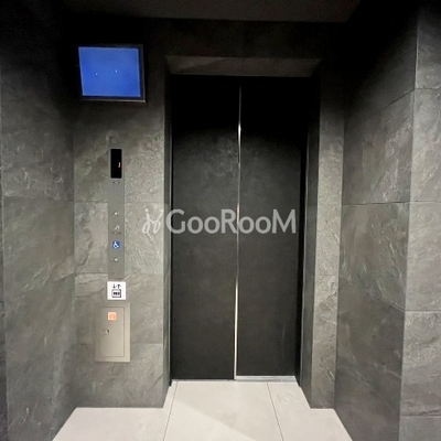 
									アークマーク東大井 エレベーター