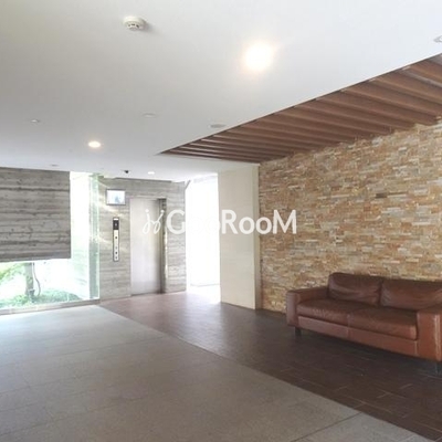 
									エミリブ下落合 ロビー