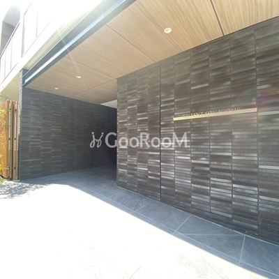 
									ジオエント駒込 入口