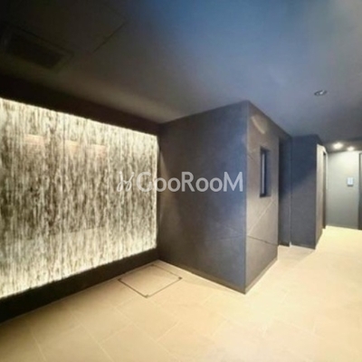 
									ラペルラ中野　エントランス