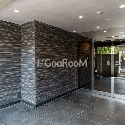 
									ジニア新宿中落合 入口