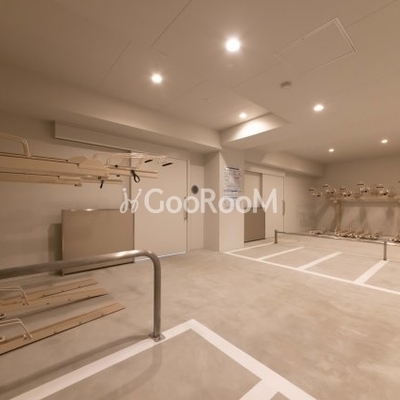 
									ラウドフラット品川大井町 バイク置き場