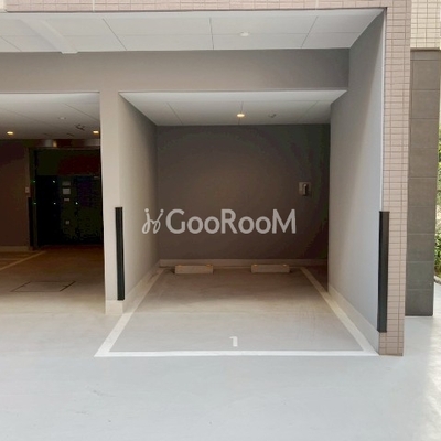 
									アスマチメゾン両国1  駐車場3