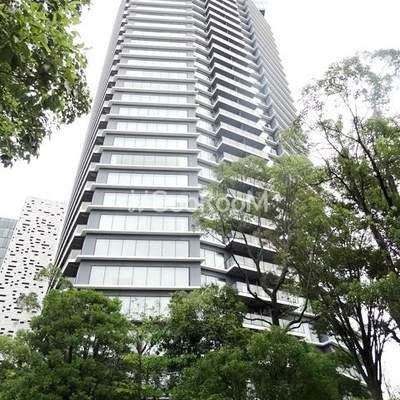 
									コンフォリア新宿イーストサイドタワー 外観写真3