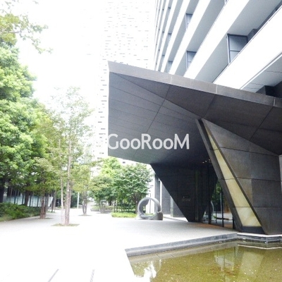 
									コンフォリア新宿イーストサイドタワー エントランス4