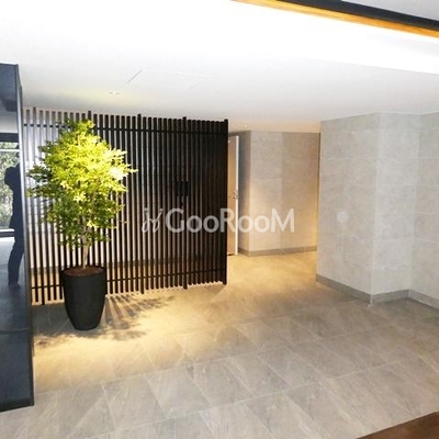 
									パークアクシス入谷 エントランス