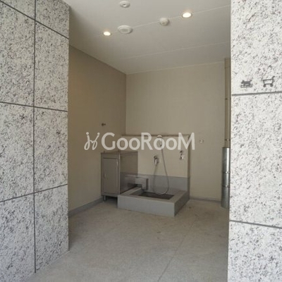 
									プラウドタワー渋谷 ペット足洗場