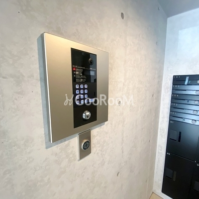 
									ルオーレ上北沢駅前 オートロック