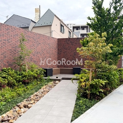 
									ザ・パークハビオ大森町 入口2