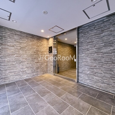 
									プライムブリス品川旗の台 エントランス