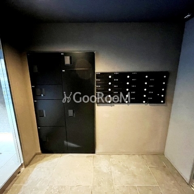 
									ラペルラ桜新町 郵便受け