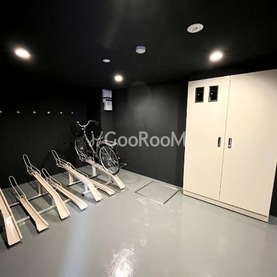 
									ラペルラ桜新町 駐輪場