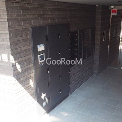 
									グローリオシェルト池袋本町 エントランス