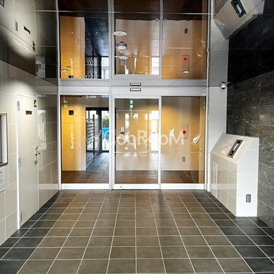 
									アルファコート谷在家　エントランス