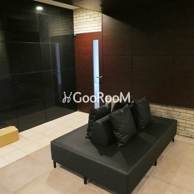 
									ピークス神田 共用部