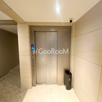 
									クラリティア横浜反町　エレベーター