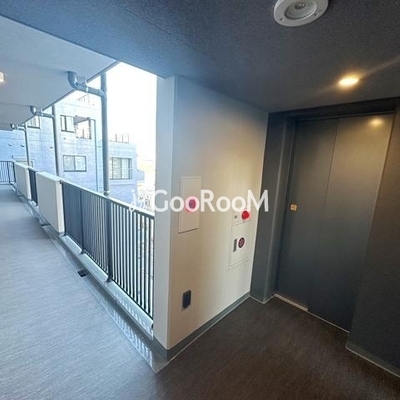 
									アーバネックス森下ウエスト 廊下