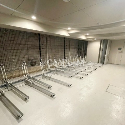 
									トラディス両国3 駐輪場