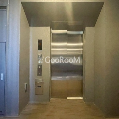 
									コンフォリア・リヴ平井ミューティオ エレベーター