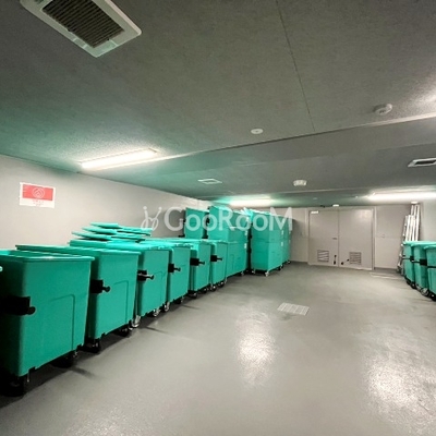 
									ロイヤルパークス赤羽ノース ゴミ置き場2