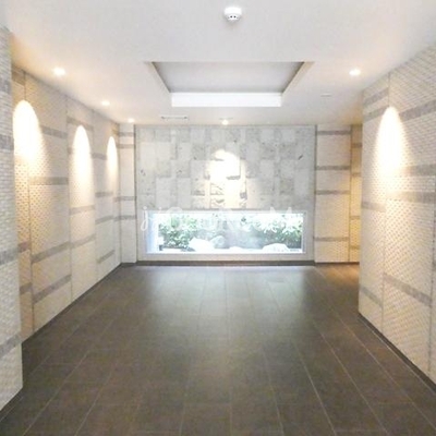 
									ザ・パークハビオ日本橋小伝馬町 エントランス
