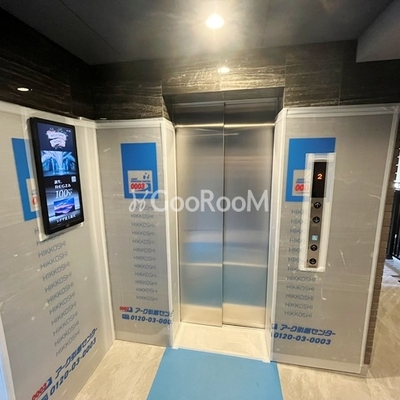 
									エレベーター