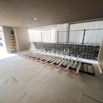 
									ブランシエスタ入谷グランデの駐輪場