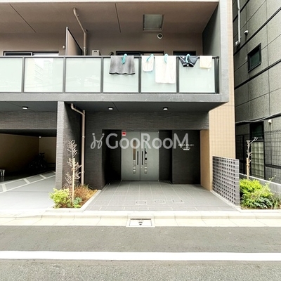 
									グランパセオ上野御徒町の入口