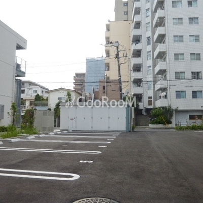 
									ベルメゾン中村橋ノースの駐車場1