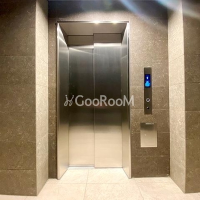 
									ワンルーフフラット浅草入谷のエレベーターホール